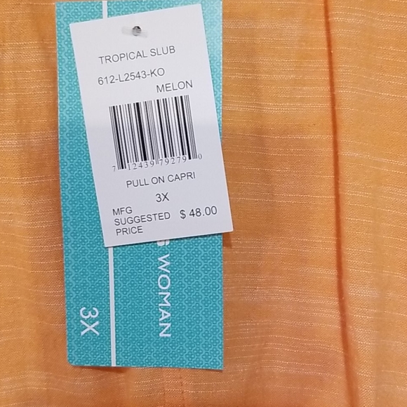 Capri's - Picture 2 of 6